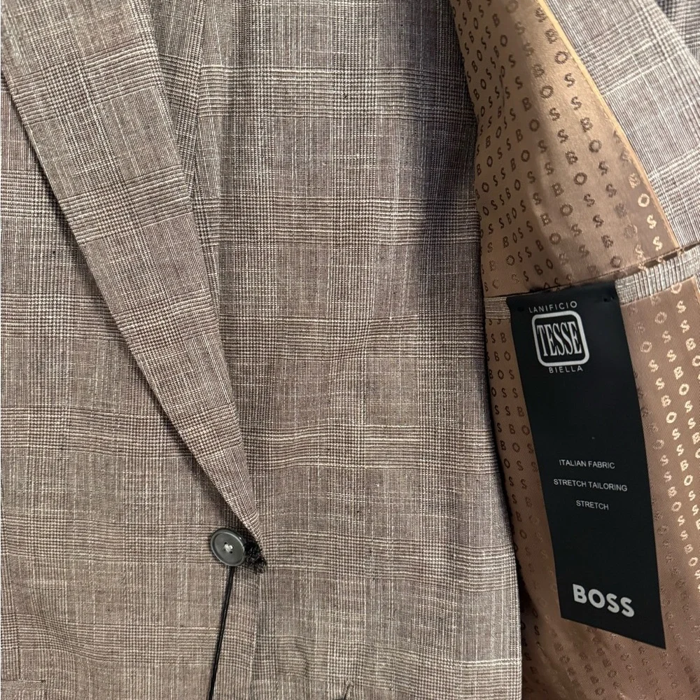 Hugo Boss Suit - Picture 4 of 5